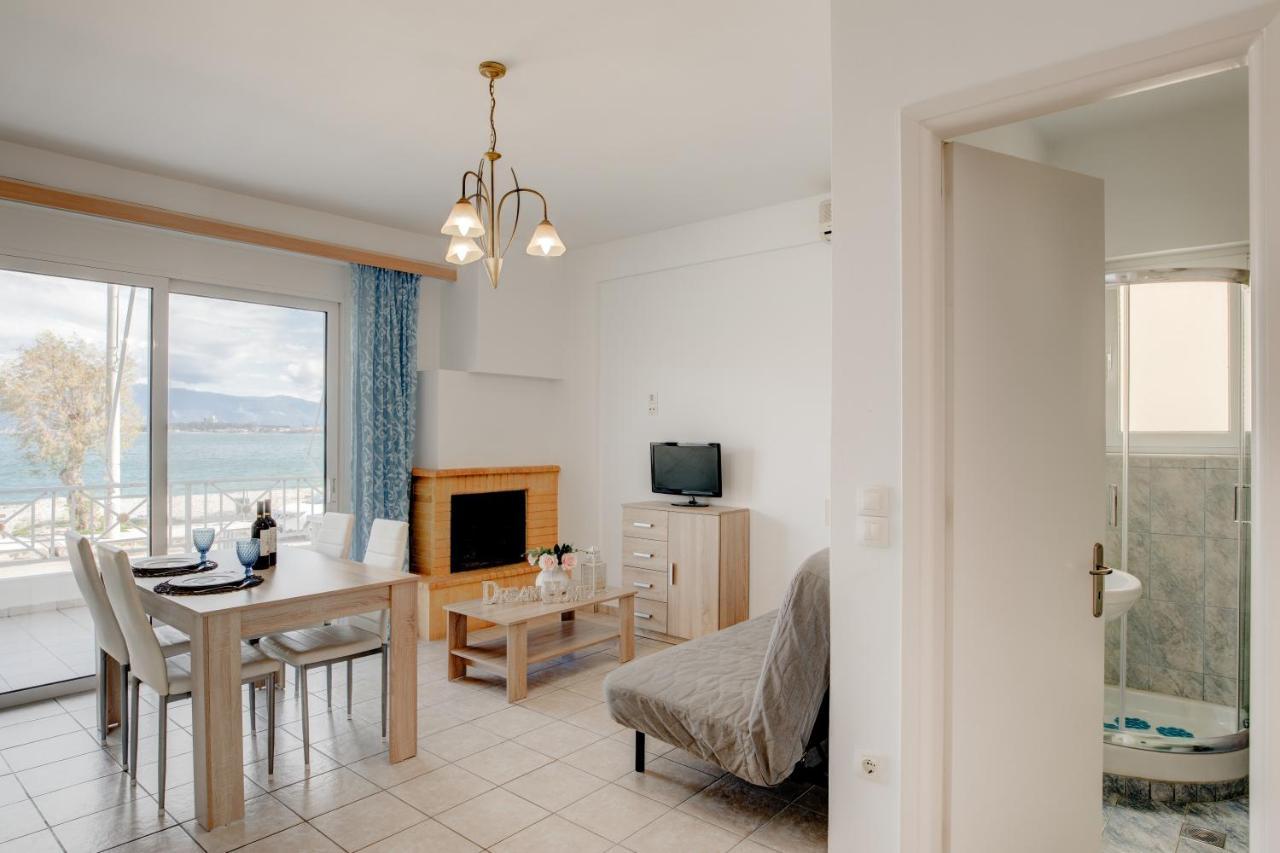 Sugar Blue - Apartments On The Beach Agios Vasilios  Bagian luar foto